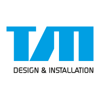 TM Design & Installation logotyp